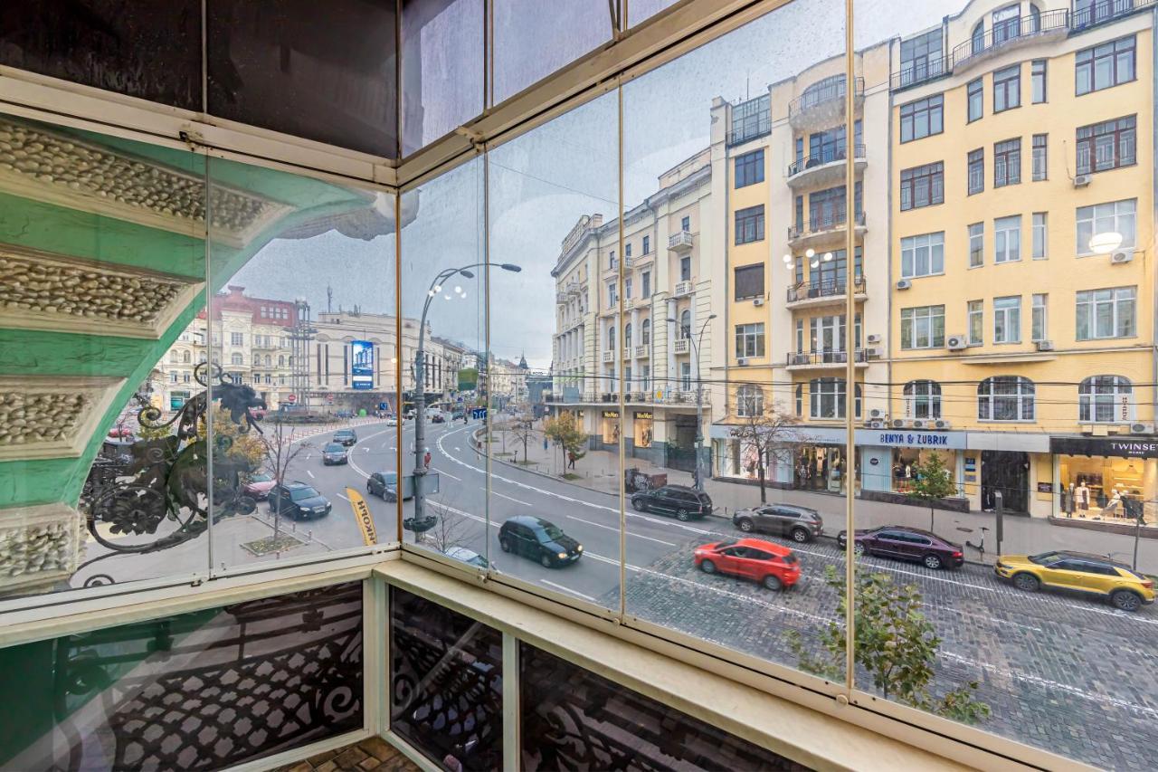 RV Old City Apartment, для ЗСУ особые условия! Киев Экстерьер фото