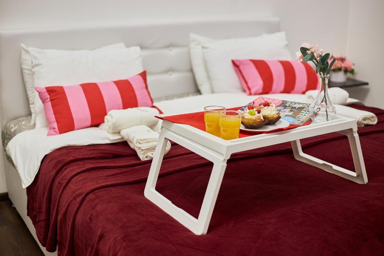 RV Old City Apartment, для ЗСУ особые условия! Киев Экстерьер фото